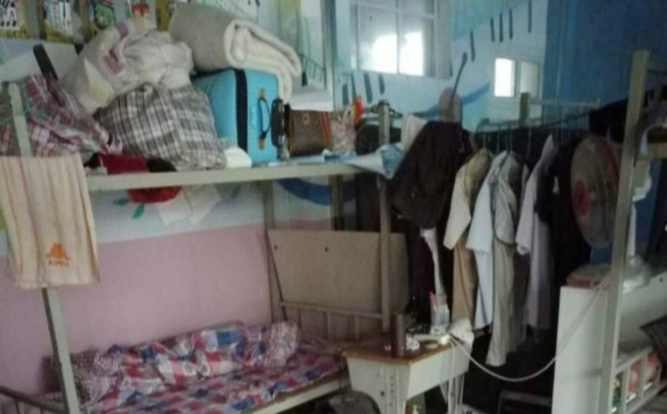 萱爸育儿经|大学校园中的“假努力”行为，多半是无用功，学生：考前恶补算吗