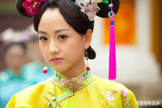 玉漱|宫锁珠帘：都是贵人，为何玉漱穿的像贵妃，谦贵人却那么寒酸