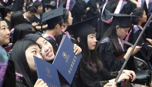 专升本|一企业被曝不招三本生，也不认可专升本？专科生哭诉：我们咋办？