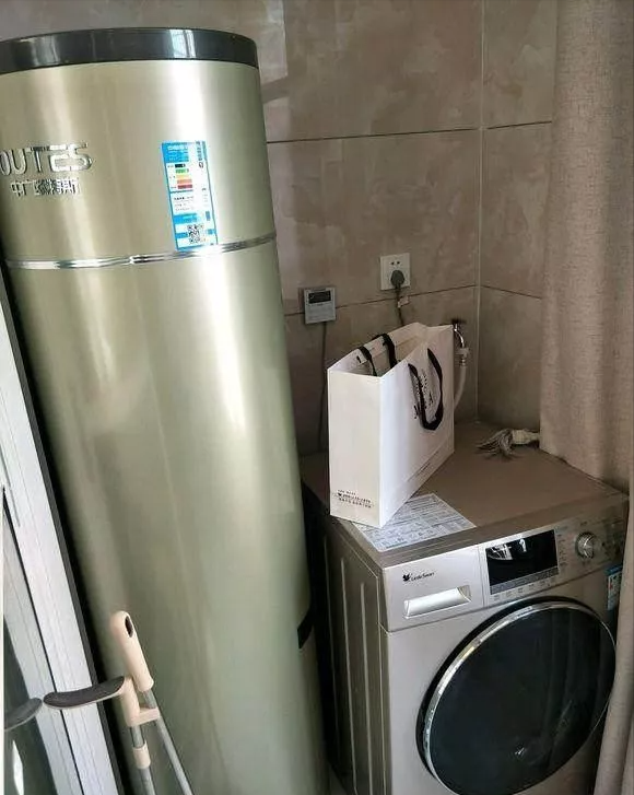 媳妇装修偏要全房贴瓷砖，效果真是高大上，夏天几乎不用开空调！