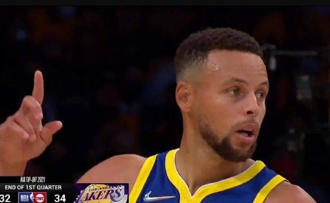 |121-114，勇士大逆转！库里三双爆发，对手首发控卫12中3成毒瘤