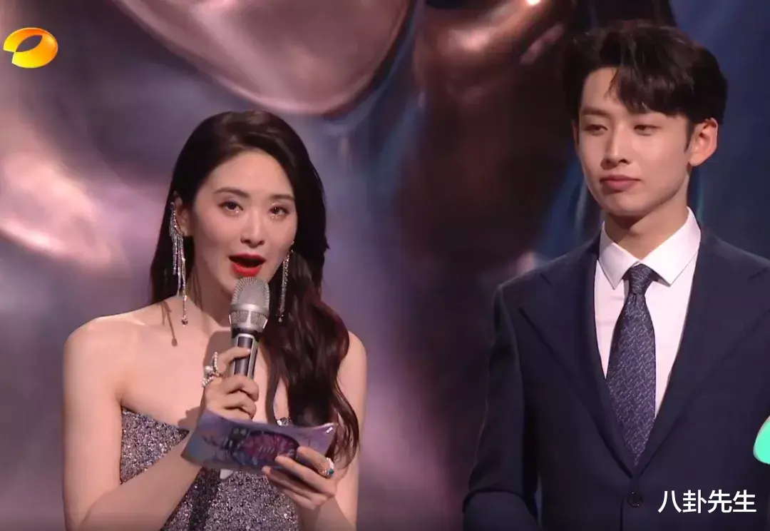 刘诗诗|芒果国庆晚会：何炅汪涵缺席，嘉宾全是“哥哥”和“姐姐”