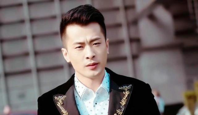 带货|辛巴这次真完了，嚣张跋扈、狂妄自负，终究是搬起石头打自己的脚