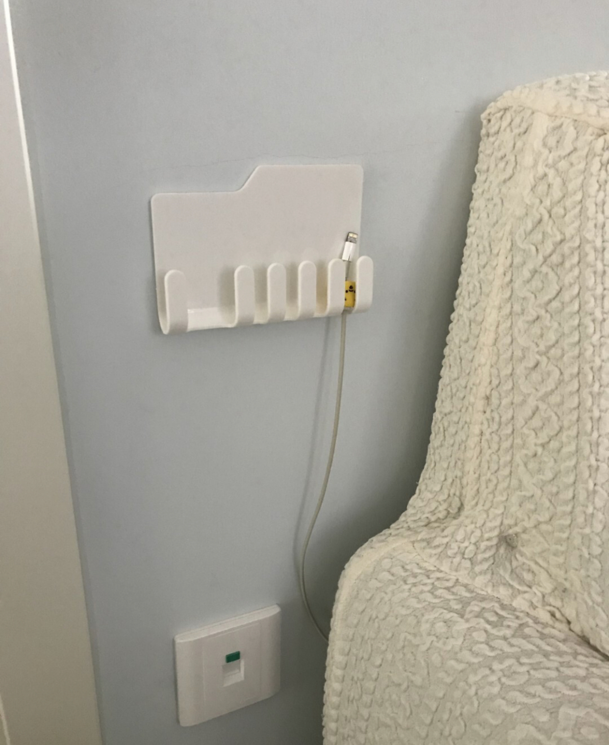 充电器|脑洞大开的11个收纳设计，不按套路出牌，却巧妙地解决居家痛点！