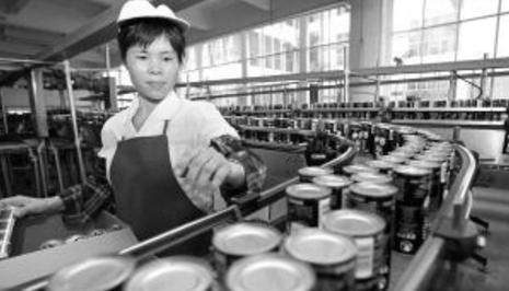 小超侃事|32年包装不变,多次因低俗广告被罚,这一国宴饮料还能崛起吗?