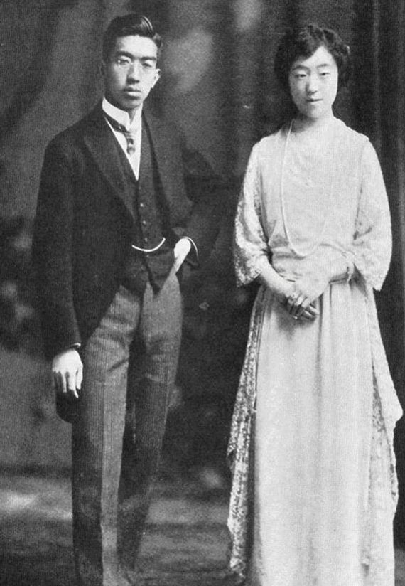 后代 日本皇太后基因太强，后代全是眯眯眼，王妃再美都无法挽回低颜值