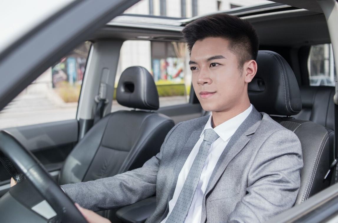 上官天竹|曾经给领导开小车的司机生活还好吗？