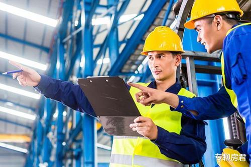 通胀 银行行长透露：再过5年，房子和车子都会贬值，手握两样东西不慌