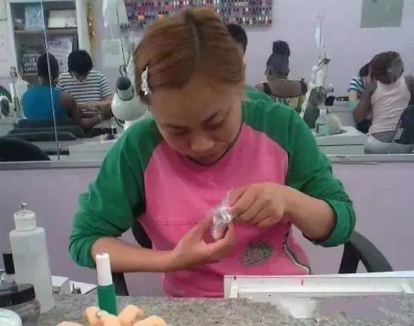 穿衣搭配 “网红恶女”罗玉凤的荒唐史，原来为了出名真的可以不择手段！