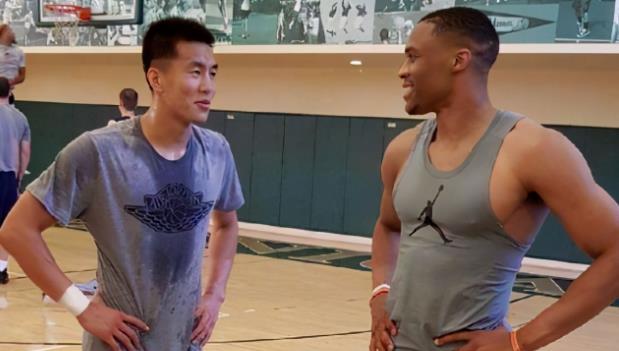 篮球|当你看了普通人和NBA球星对比照后，你的篮球梦也许就破碎了