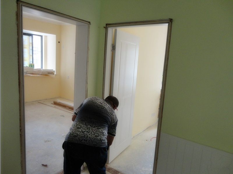 |地板、踢脚线、定制衣柜、木门的安装顺序，做对了才能严丝合缝