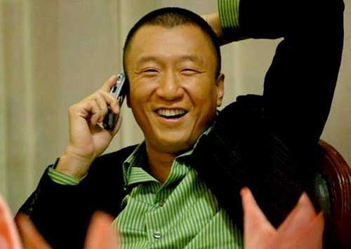 孙红雷|被孙红雷抛弃, 8年两次离婚堕胎四次, 今满脸苍老孤身坐地铁, 让人心酸