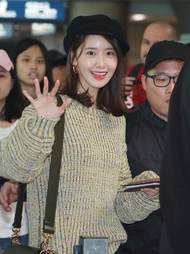 冯绍峰|她是赵丽颖的替身，趁颖宝怀孕期间狂拍15部女主，如今是当红小花