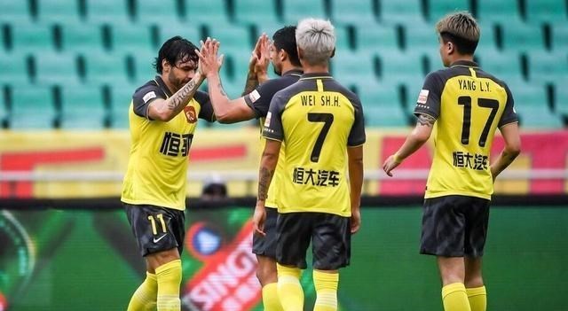 嘟小薯 广州恒大一线队仍未集结，球队资金已枯竭，有人想要离队！