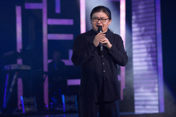 刘欢|刘欢：23岁成名，28岁惨遭封杀，46岁身患癌症，他如今过得怎么样