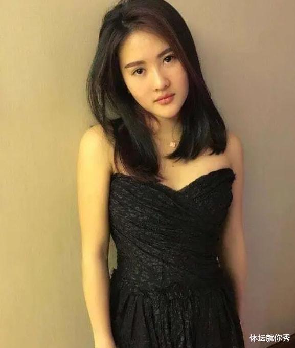 全红婵|全红婵亮相！5天瘦一圈，陈若琳指导初见成效，周继红真没选错人