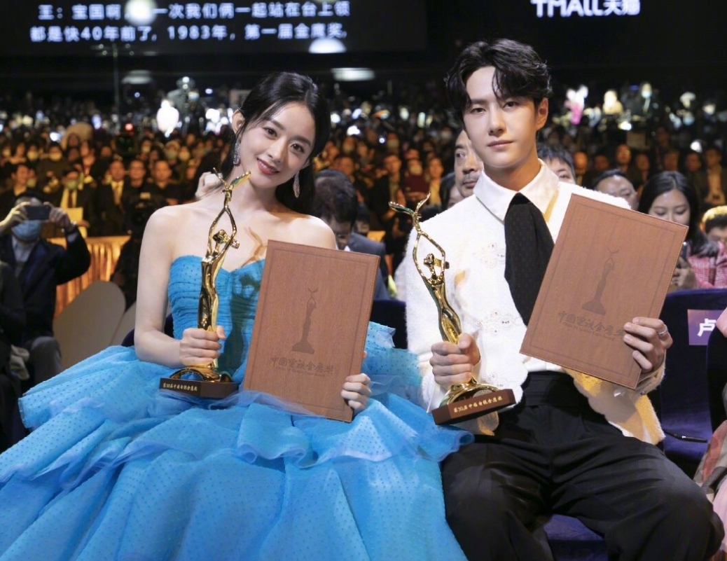 赵丽颖|谁的错？王一博粉“开撕”赵丽颖，完美搭档终于“撕破脸皮”