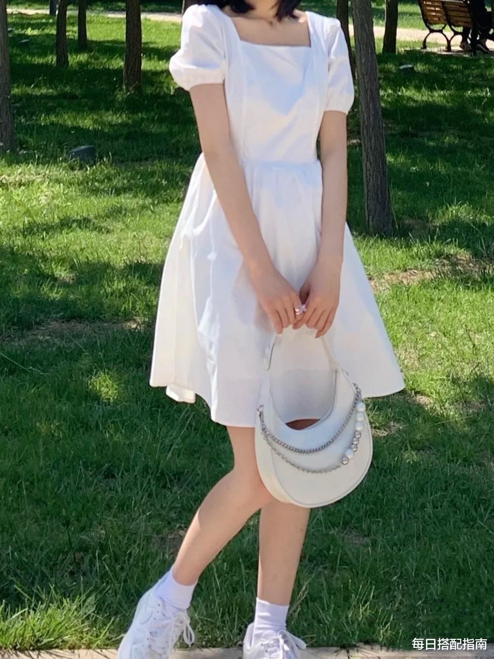 裙装|是时候穿裙子了！今夏流行的是“初恋裙”，时髦个性又洋气