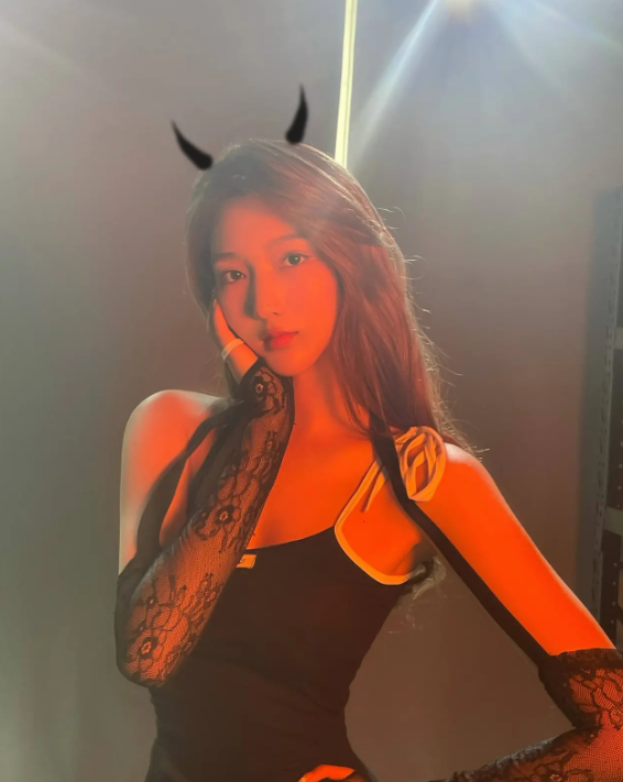 吴亦凡|凉了！吴亦凡发文回击反被锤公章P图造假，央视广电点名封杀！