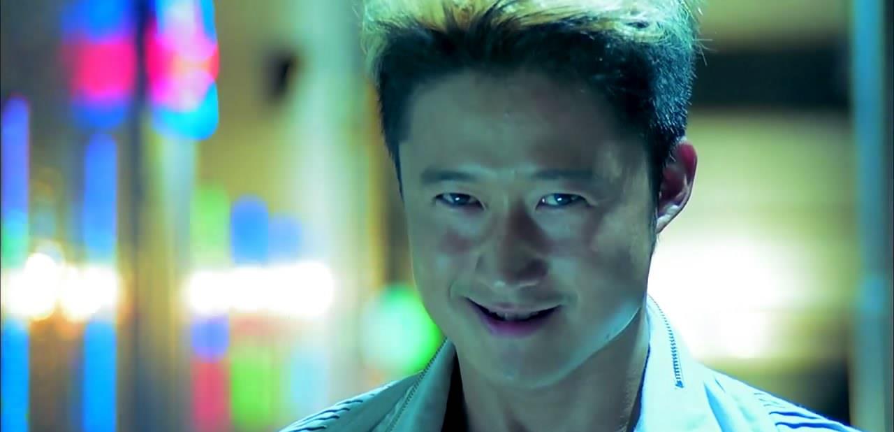 李连杰|李连杰义子满血归来，一个月三部动作电影上映