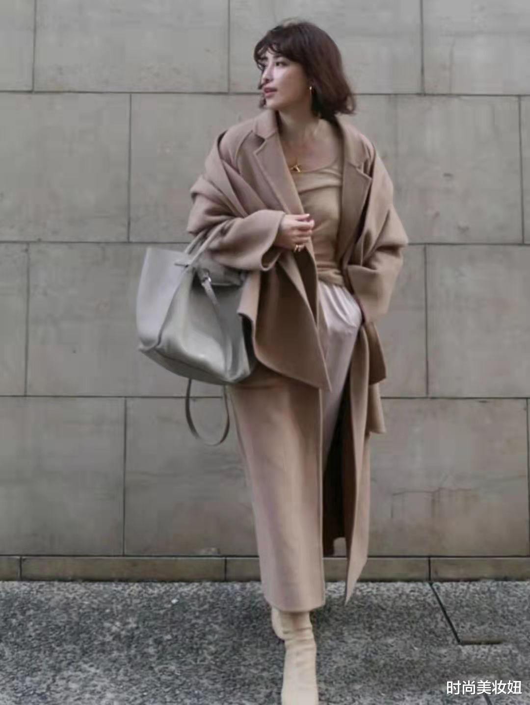 时尚美妆妞|大衣穿对才高级又好看，掌握这4种实用技巧，轻松穿出大牌范