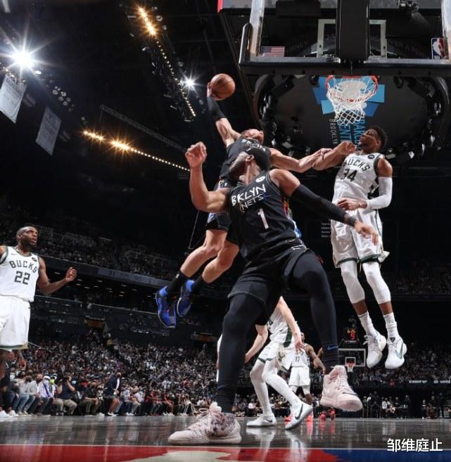 雄鹿队|总比分0-2!字母哥沮丧地离场!雄鹿官方发文表示不服!