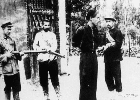 陕西 陕西巨匪周寿娃：强行霸占600多位女子，连表姐和堂妹都不放过