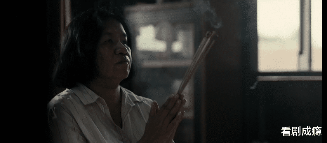 乔欣|泰国2021新片《灵媒》, 让人脊背发凉的恐怖片!