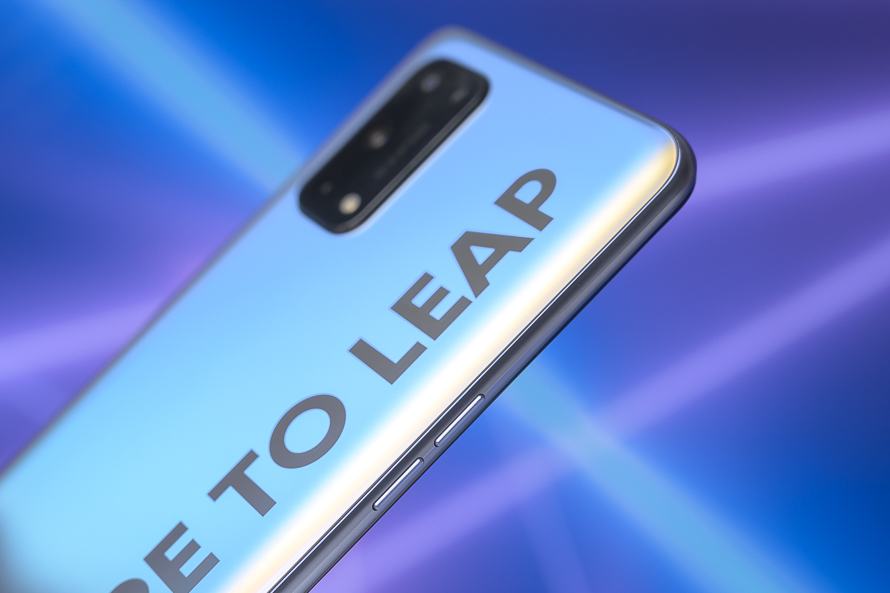 realme X|realme 真我X7 Pro测评：继续“敢越级”