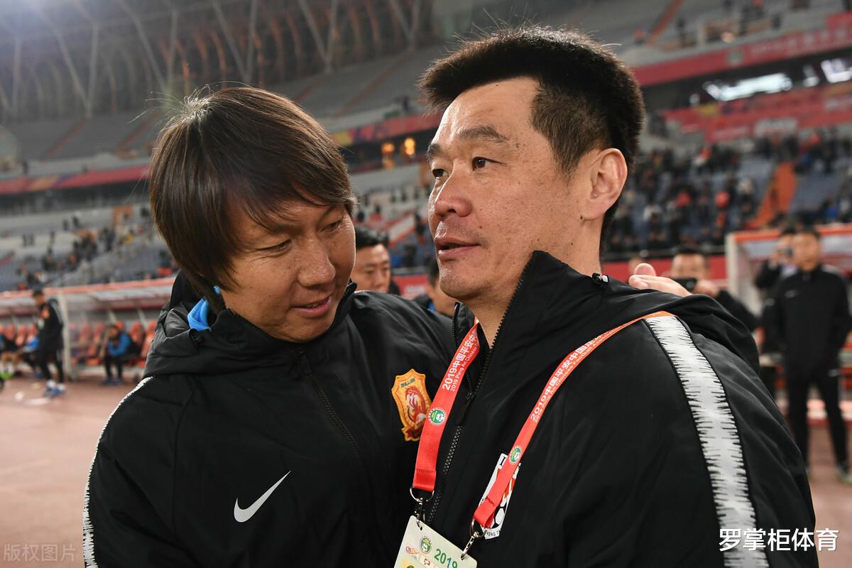 李霄鹏|李霄鹏接手国足后重点考察小将，三人或首次进国家队，严鼎皓在列