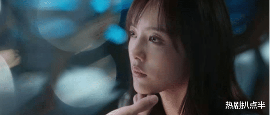 阳光之下|魔改成这样没必要买版权，《斗罗》近乎原创，《掌中之物》失精髓