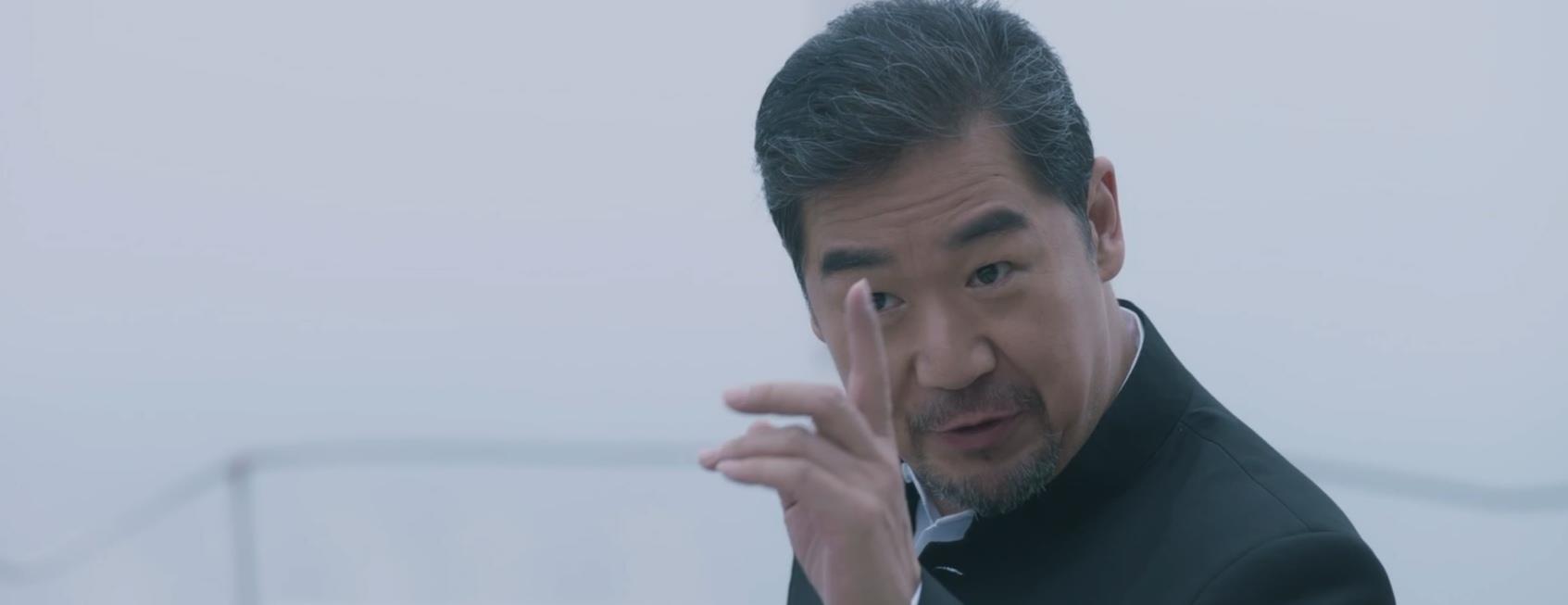 吴镇宇|《也平凡》季挺山事情暴露被抓，季平出逃，一家三口却在天台见