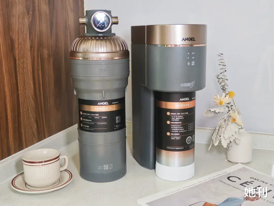 她刊|女皇巩俐的高级感,原来都靠黑科技