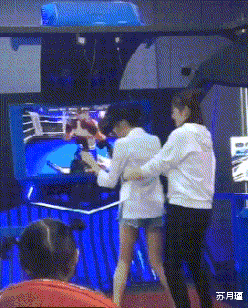 苏月瑾 “成吉思汗为什么会有那么大的成绩。一直到欧洲呢?”