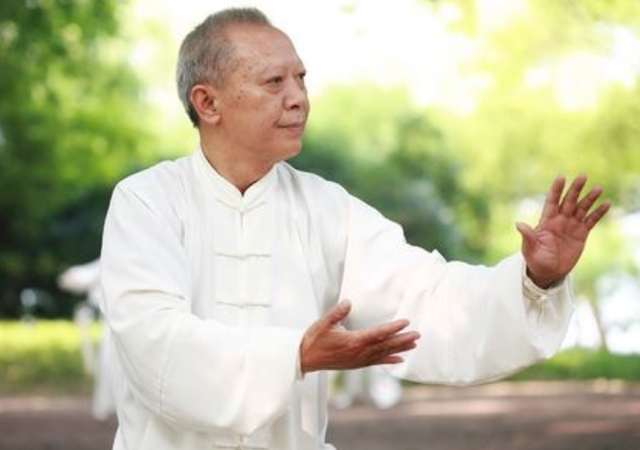 众益康|52岁大叔，坚持每天吃“六味地黄丸”，后来身体怎么样了？