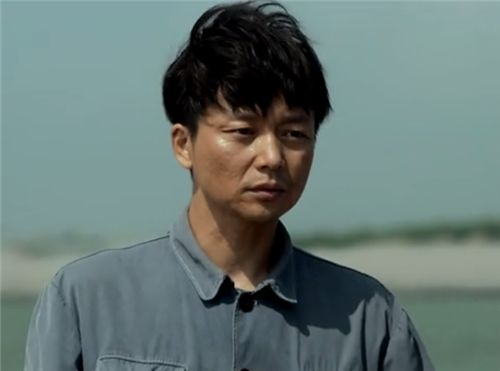 刘奕君|“大佬”刘奕君,曾是人间绝色,27岁奉子成婚,40岁二婚娶女强人