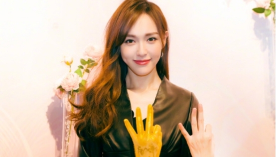 唐嫣|唐嫣:工作中的“社畜”,确实是一脸麻木,也是拿着模板的打工人