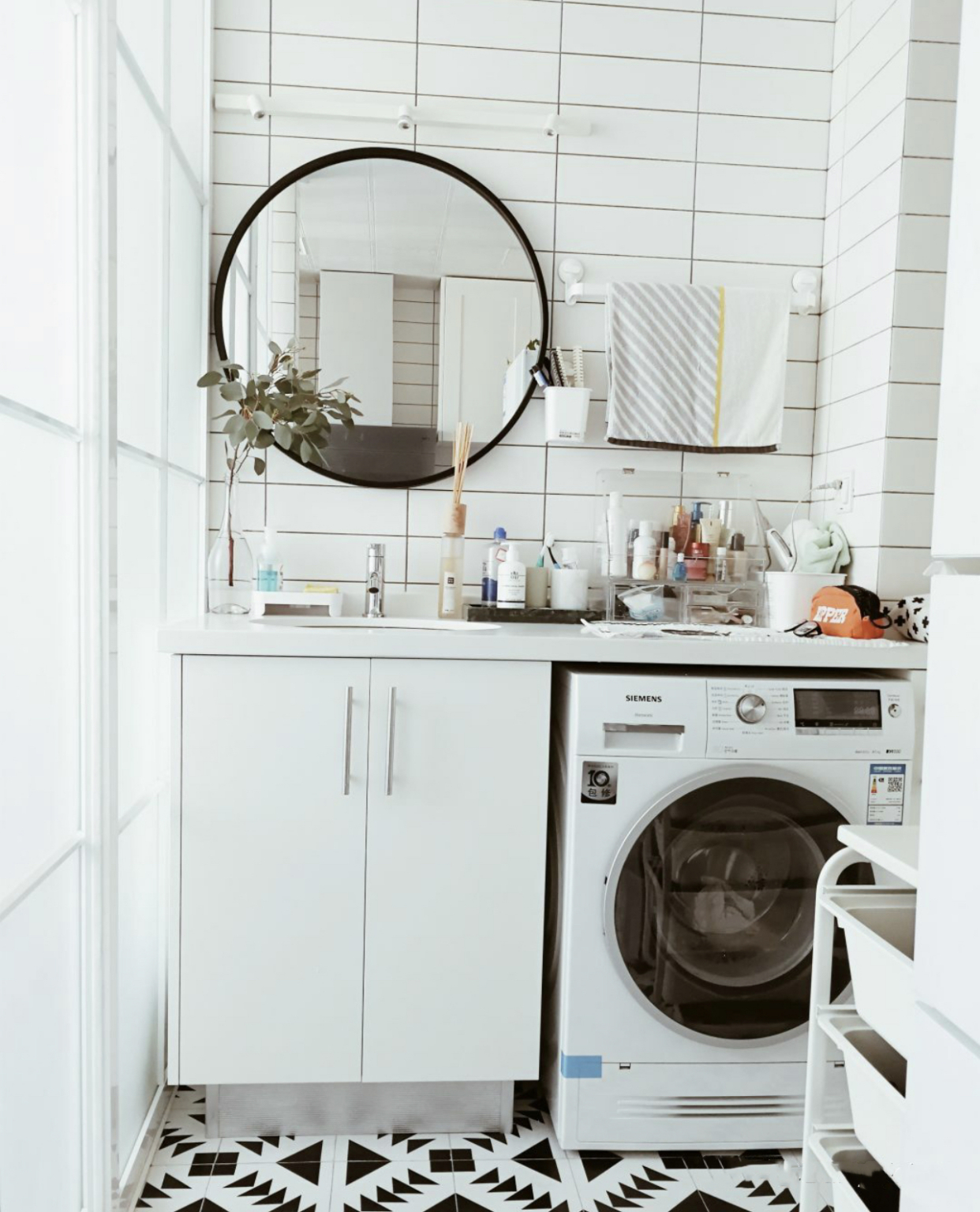 |现在才明白，卫生间再大也别装洗手台！现在流行这样设计，真先进