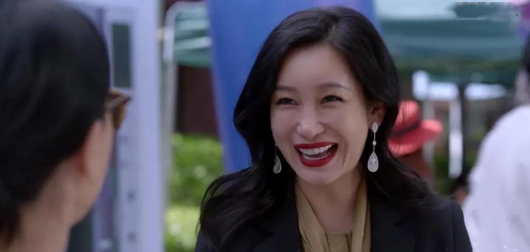 王霏霏|《小敏家》：李萍的人生悲剧，藏在她对小敏的嫉妒里