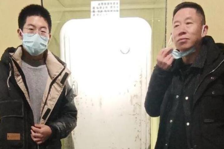 姐姐|曝孙卓亲姐姐已回国，目前正在隔离当中，与弟弟孙卓视频泣不成声