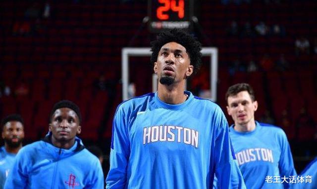 |火箭的機會！31+18空間型中鋒來了，斯通有意，裁考辛斯就為他？