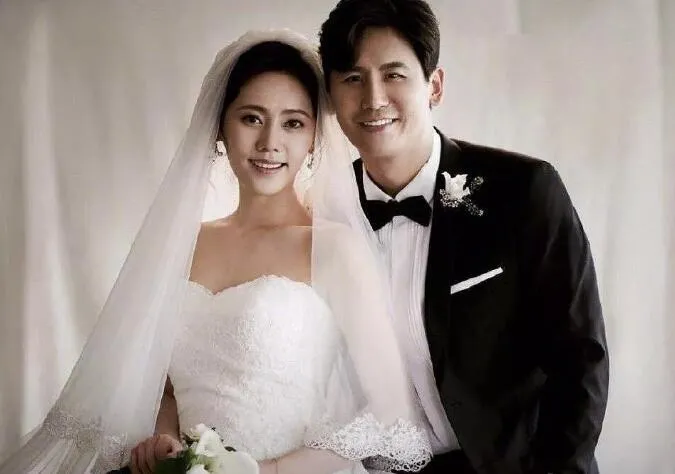 于晓光|“小三坐在于晓光腿上自己动？”呵呵