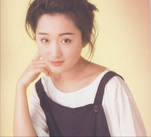 赵本山|深陷红楼丑闻，15年未嫁，“玉女皇后”杨钰莹的迷乱情史