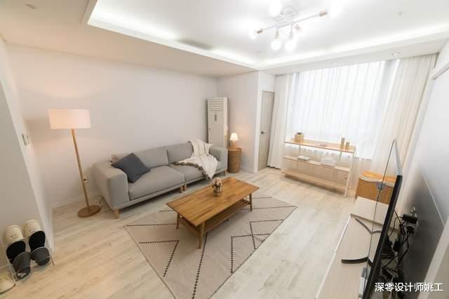 全屋都是大白墙,却没一人说单调,从软装入手翻新,简直像换了房