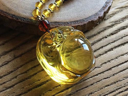 琥珀|开年的琥珀，最招财——金珀