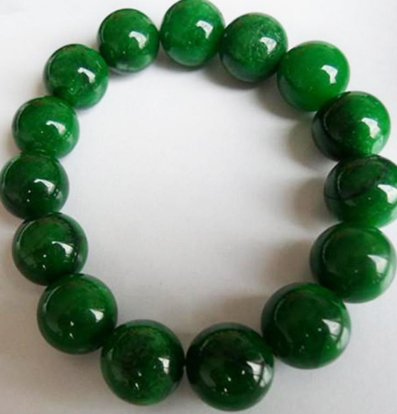 翡翠手串|翡翠手串挑选指南！下面这几个方面，要着重注意