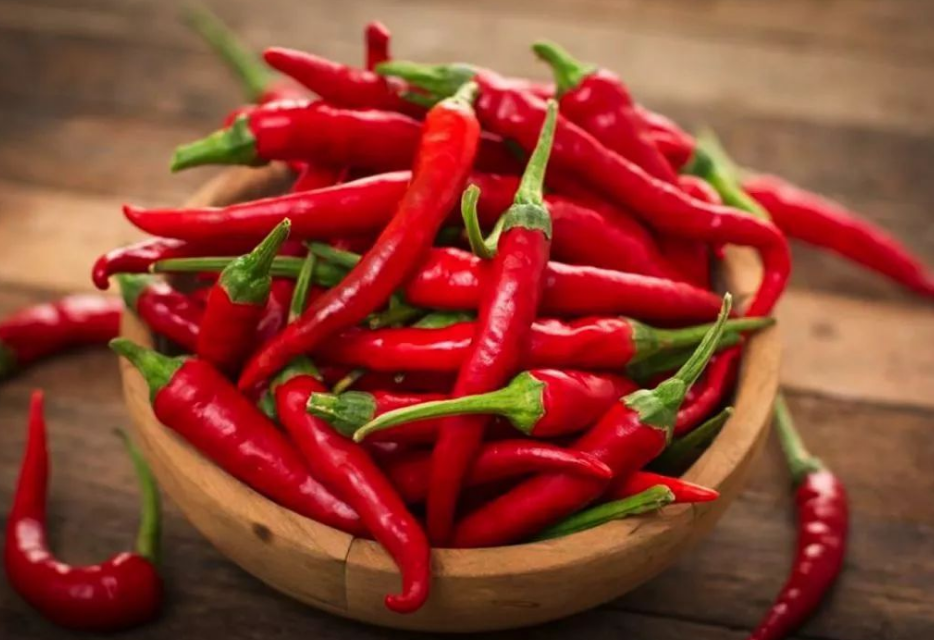 肝脏|肝不好的人，开水中撒一把，帮助肝脏排毒，不出一月，肝渐渐变“软”了