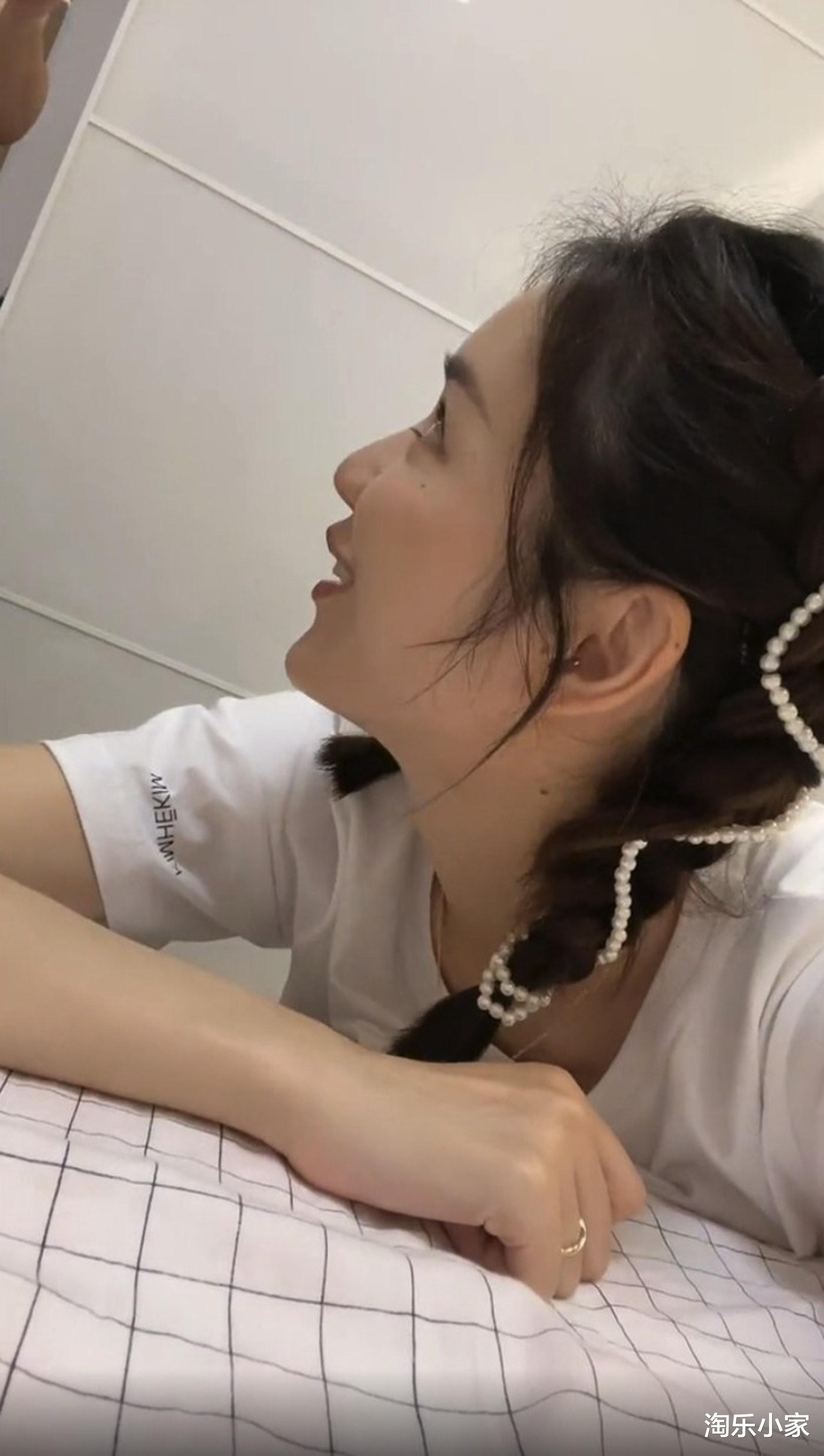 林峰|林峰七夕送Hermès手袋哄老婆，张馨月超高调晒恩爱：简单的幸福！