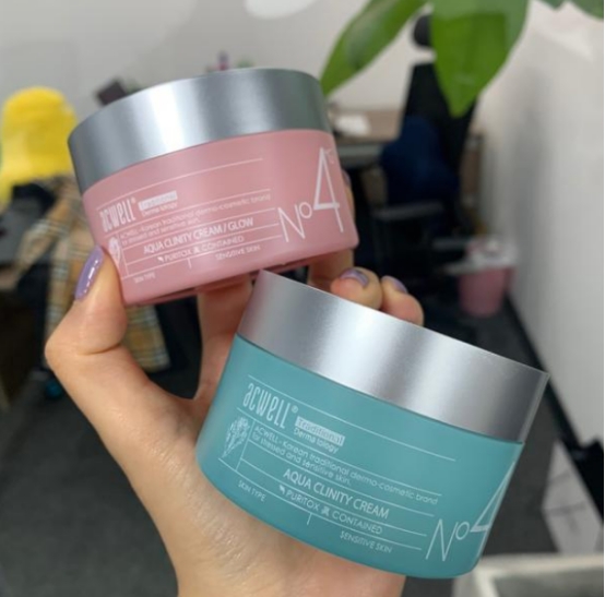 护肤品 过了40岁的女人,如何保养才不显老?精致的女人都用这几款护肤品