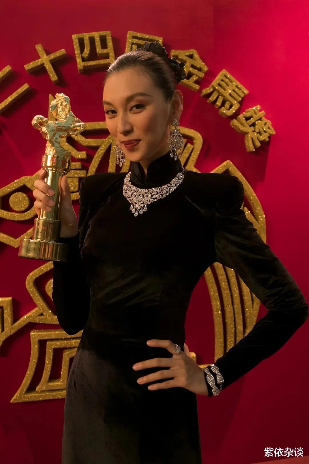 梅艳芳|《梅艳芳》击败《长津湖》成香港票房榜首，致敬香港之女，她值得